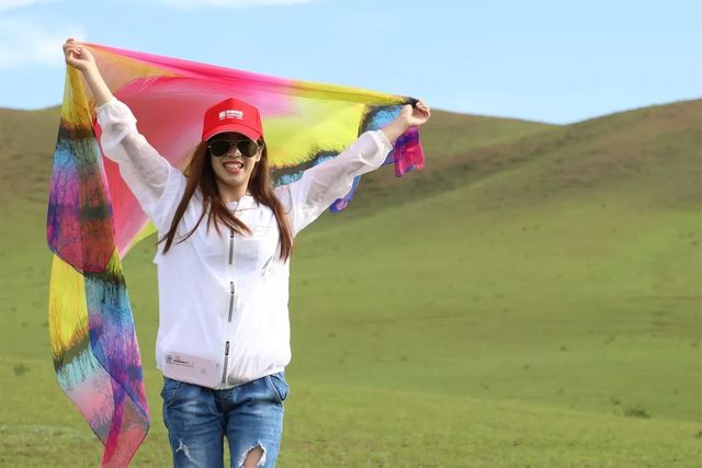 乾港集團高層草原自駕游 乾港集團高層草原自駕游